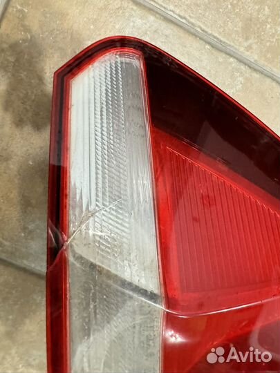 Фонарь задний левый volkswagen polo