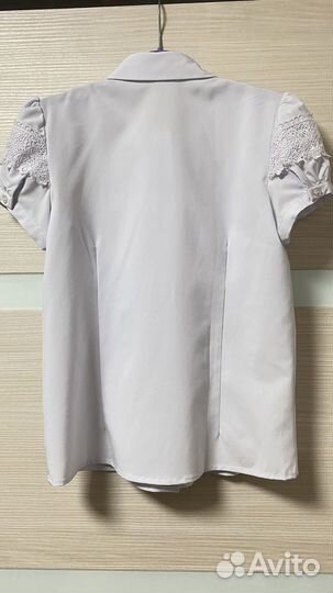 Блузка белая с коротким рукавом 