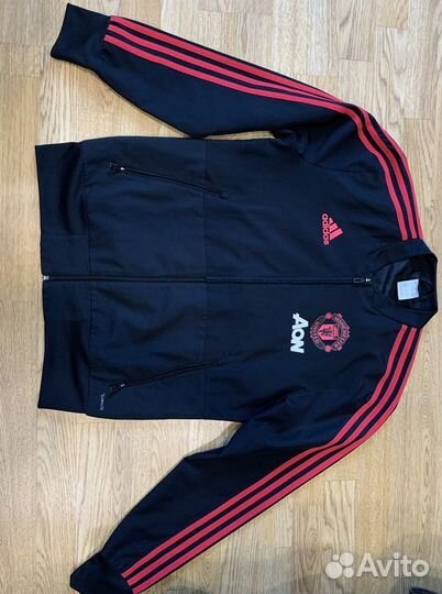 Adidas куртка спортивная