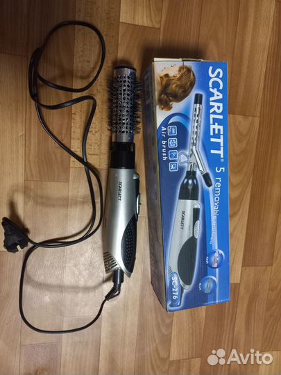 Фен щетка scarlett