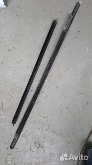 Молдинг стекла двери для Ford Focus 3 2011-н.в