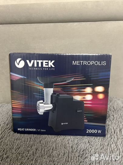 Новая Мясорубка Vitek VT-3644