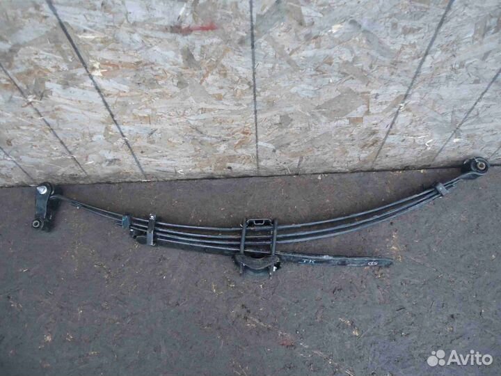 Рессора задняя Nissan Titan 2 Crew Cab