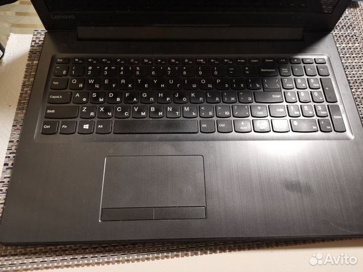 Ноутбук lenovo