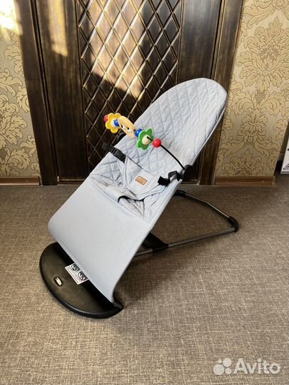 Кресло - шезлонг с естественным покачиванием