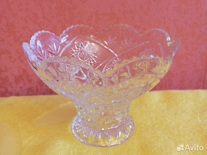 Конфетница стекло новая