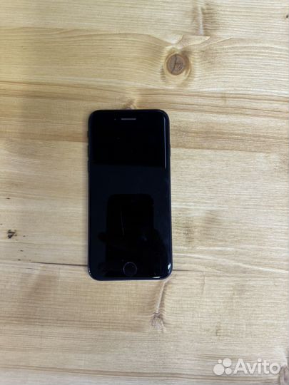iPhone SE (2020), 128 ГБ