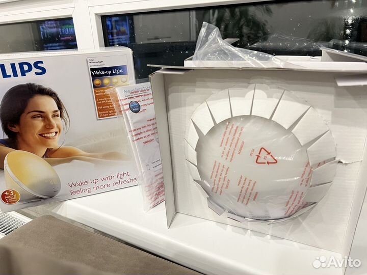 Световой будильник Philips Wake-up Light HF3510