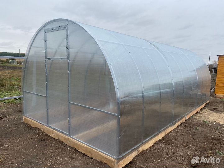 Теплицы с поликарбонатом