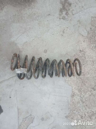 Пружина задняя 1шт для Ланцер-9