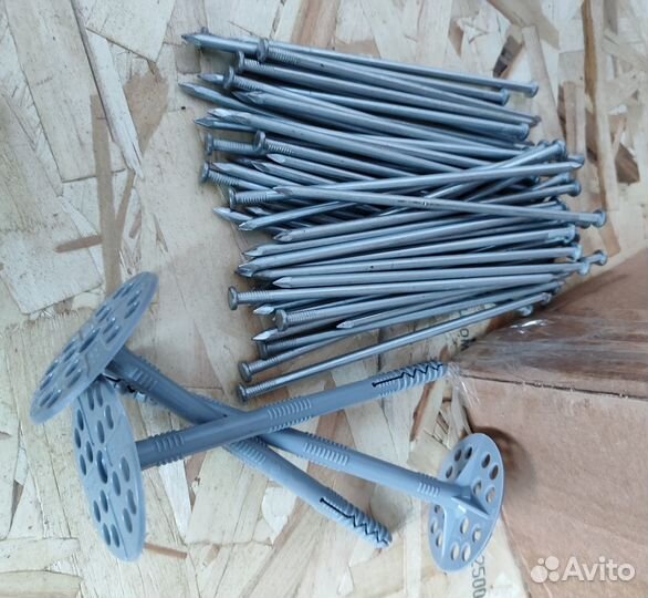 Дюбель Daxmer IZM 10*160 с металлическим гвоздем