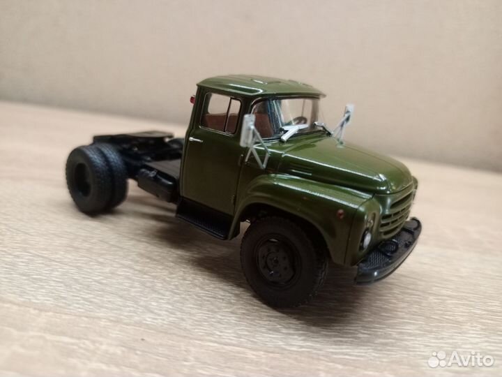 Модель ЗИЛ 130в1 Авто история 1/43