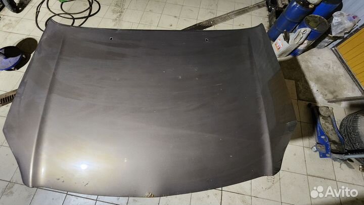 Капот Toyota Avensis 2