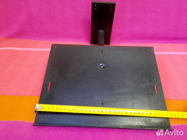 Кранштейн для телевизора металлический