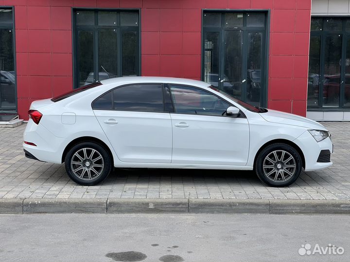 Skoda Rapid 1.6 AT, 2021, 155 000 км