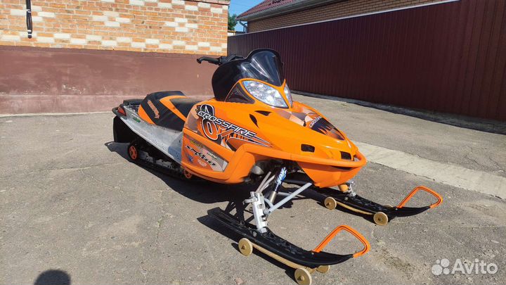 Снегоход Arctic cat Crossfire 800