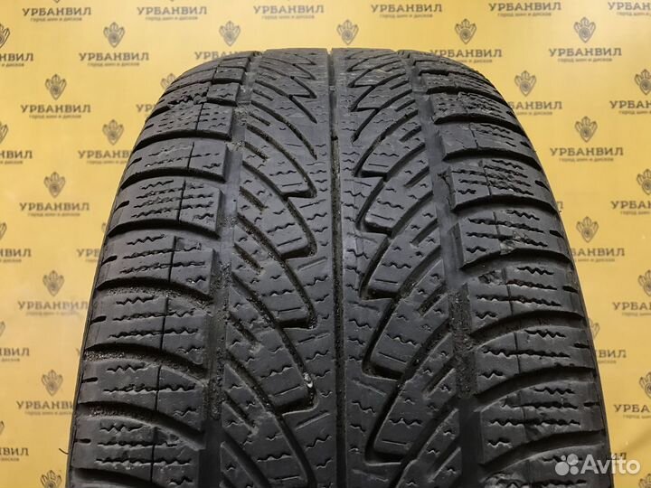 Goodyear UltraGrip 8 Performance 225/40 R18 92V