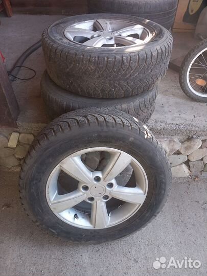 Amtel NordMaster 215/65 R16