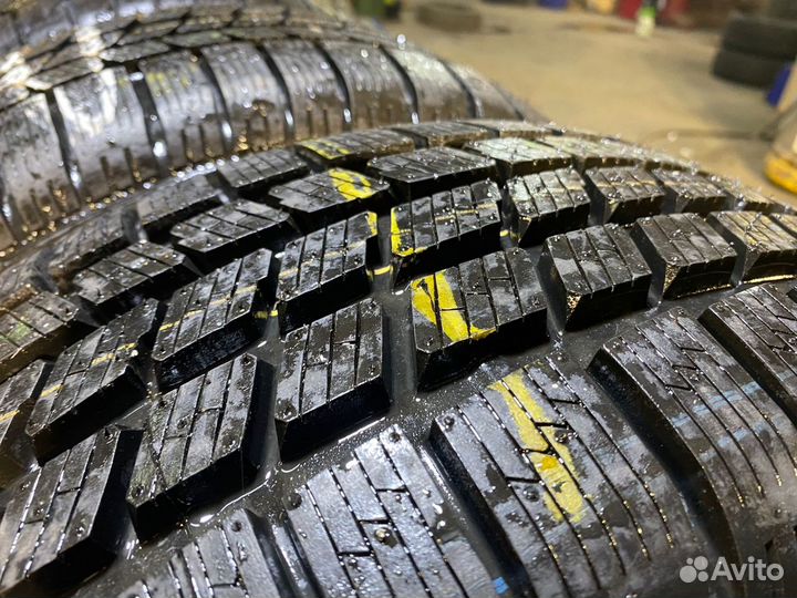 Pirelli Winter 210 Snowsport 225/55 R16 99H