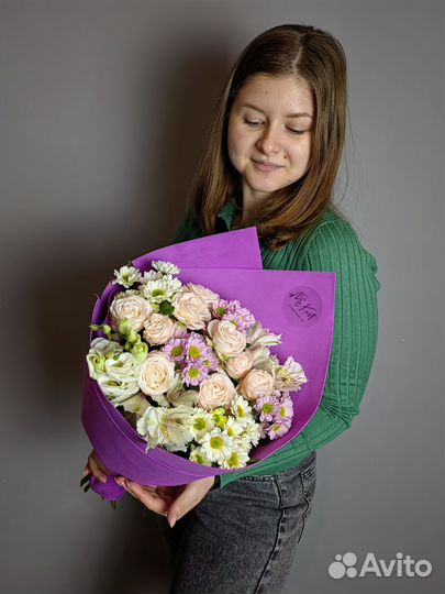 Цветы и букеты. Доставка