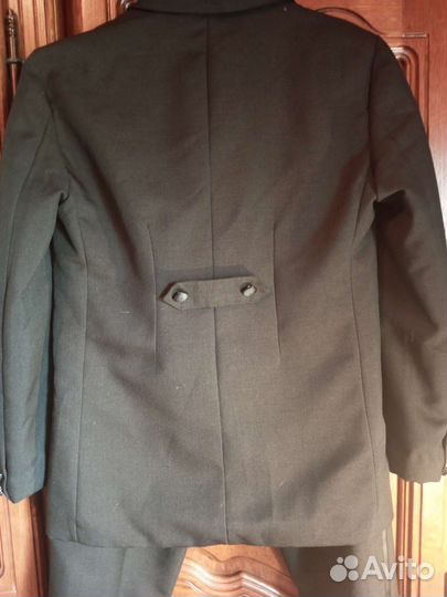 Пиджаки и костюмы.Рубашки 12-14 лет