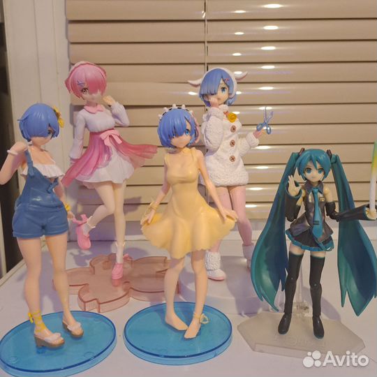 Аниме фигурки и геншин