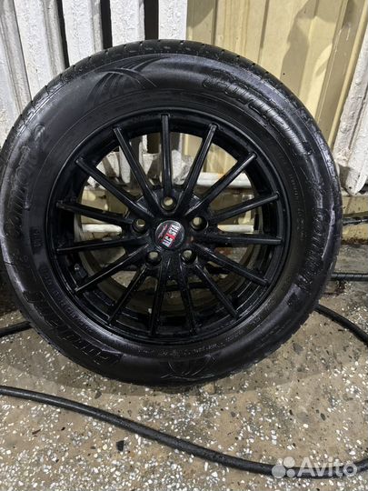 Колеса на Тойота Камри r 16 летние 4 шт