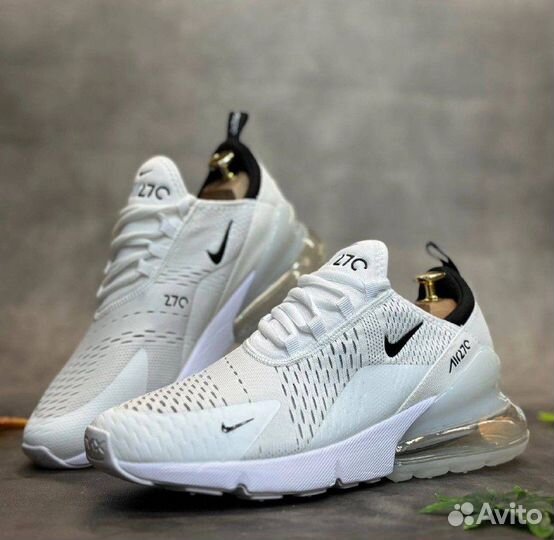 Nike air max 270 белые разм. 44