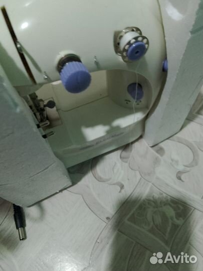 Мини швейная машинка Elcom El401CA