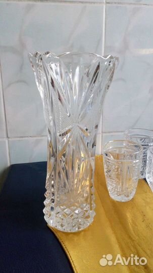 Хрустальные ваза, икорница, рюмки СССР