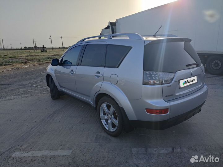 Mitsubishi Outlander 3.0 AT, 2007, 267 000 км