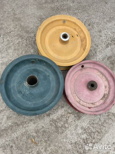 Колеса на велосипеды и тачку