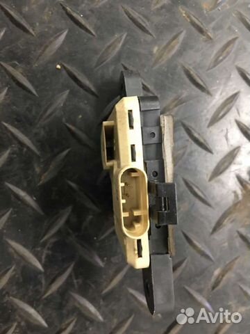 Датчик удара (Airbag) перед/право на Opel Astra