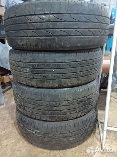 Bridgestone Dueler H/P Sport 215/60 R17 96