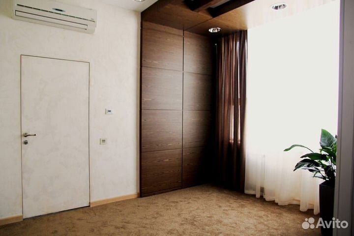 Скрытые межкомнатные двери в наличии и на заказ