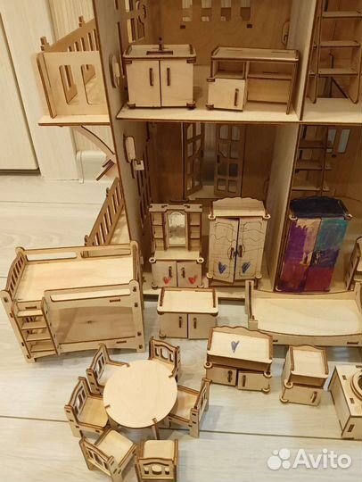 Домик кукольный деревянный