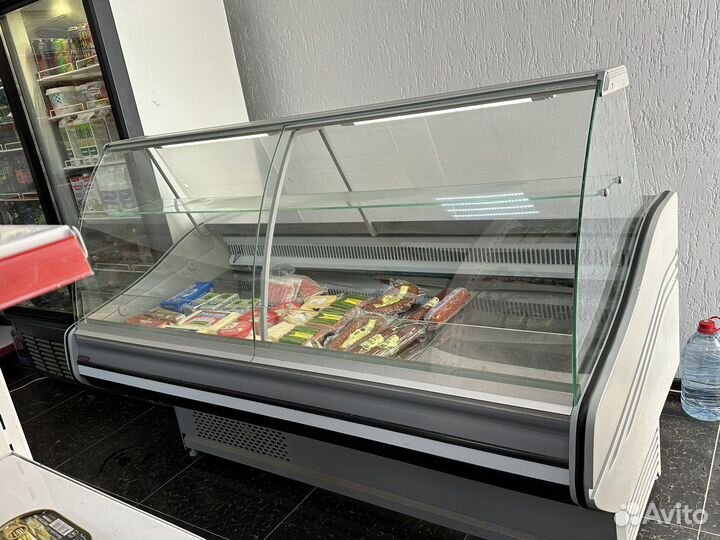 Витринный холодильник