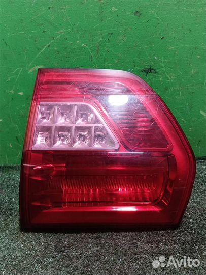 Фонарь задний внутренний правый Citroen C5 2009