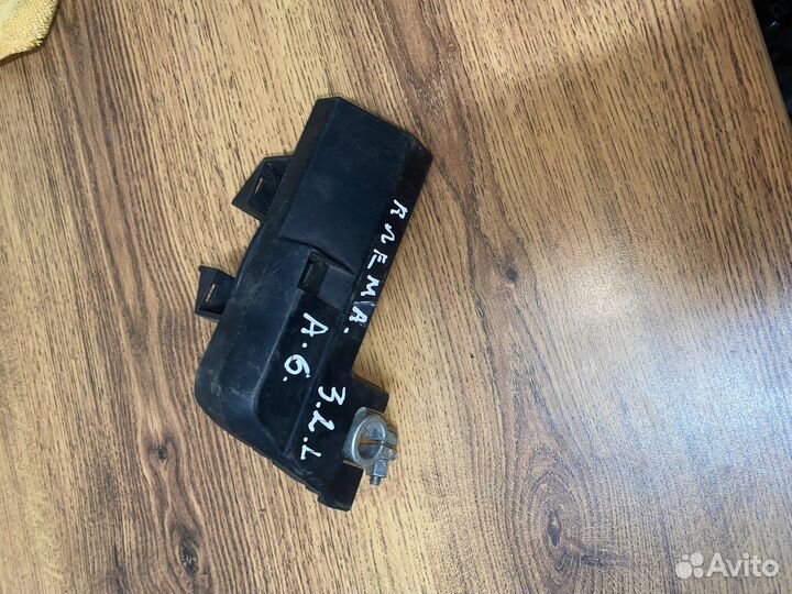 Блок предохранителей Audi A6 C6,4F 2004-2011