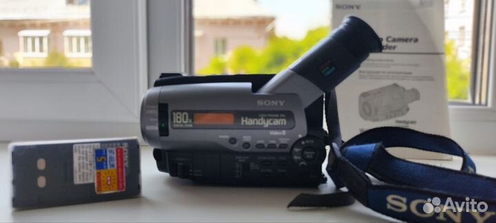 Видеокамера Sony handycam video 8
