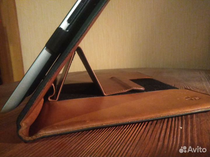Планшет Apple iPad 2