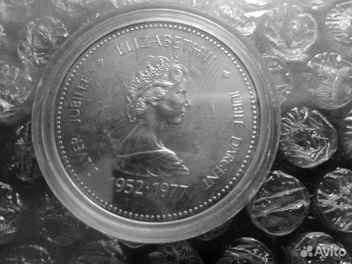 1 доллар 1977 г. Канада трон