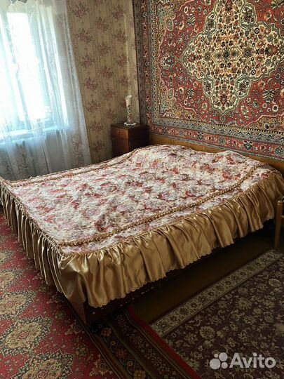 Спальный гарнитур дерево