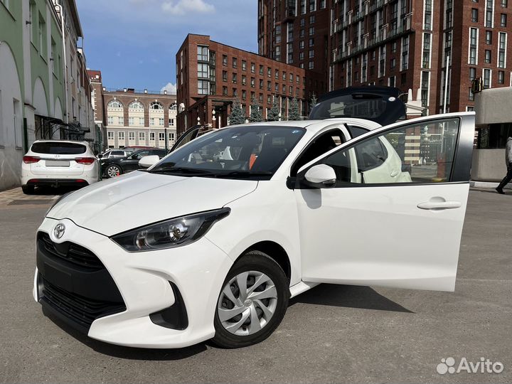 Toyota Yaris 1.0 CVT, 2020, 130 000 км