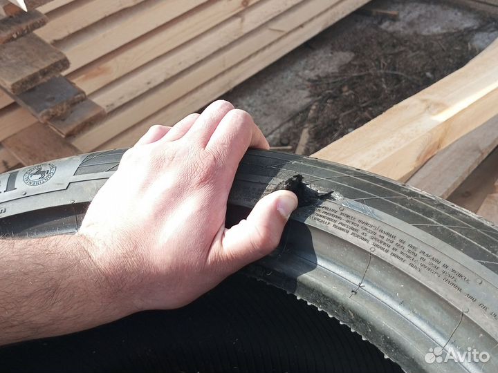 Continental ContiSportContact 5P 365/40 R21 и 295/35 R21