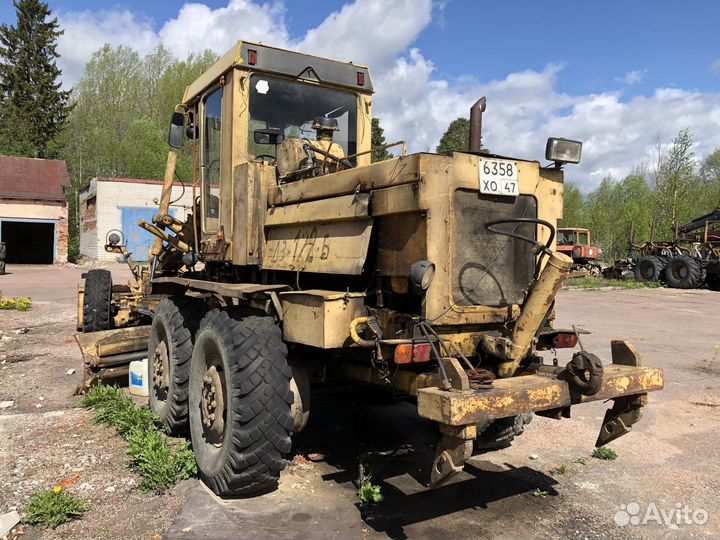 Автогрейдер ДОРМАШ ДЗ-122Б-6, 2004
