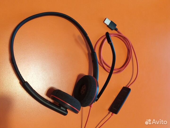 Гарнитура (наушники) USB Platronics Blackwire