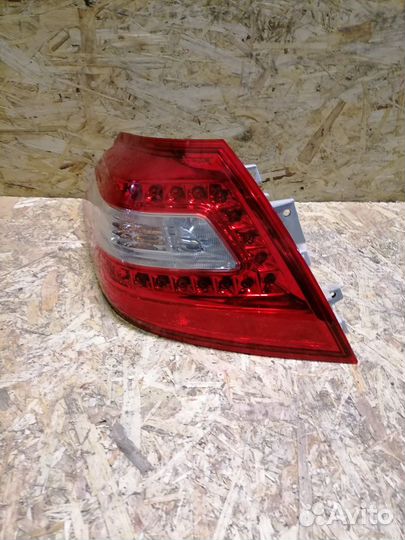 Фонарь левый Nissan Teana J32