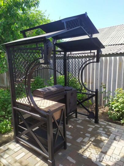 Мангал с печью под казан и крышей