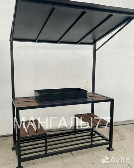 Мангал с крышей лофт